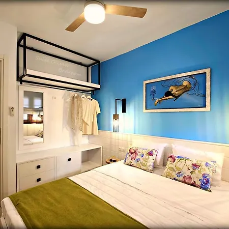 Castristudios Apartment *